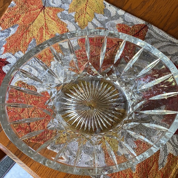 - Beautiful 24%Fine Lead St. George Crystal 11” oval bowl - Picture 6 of 6